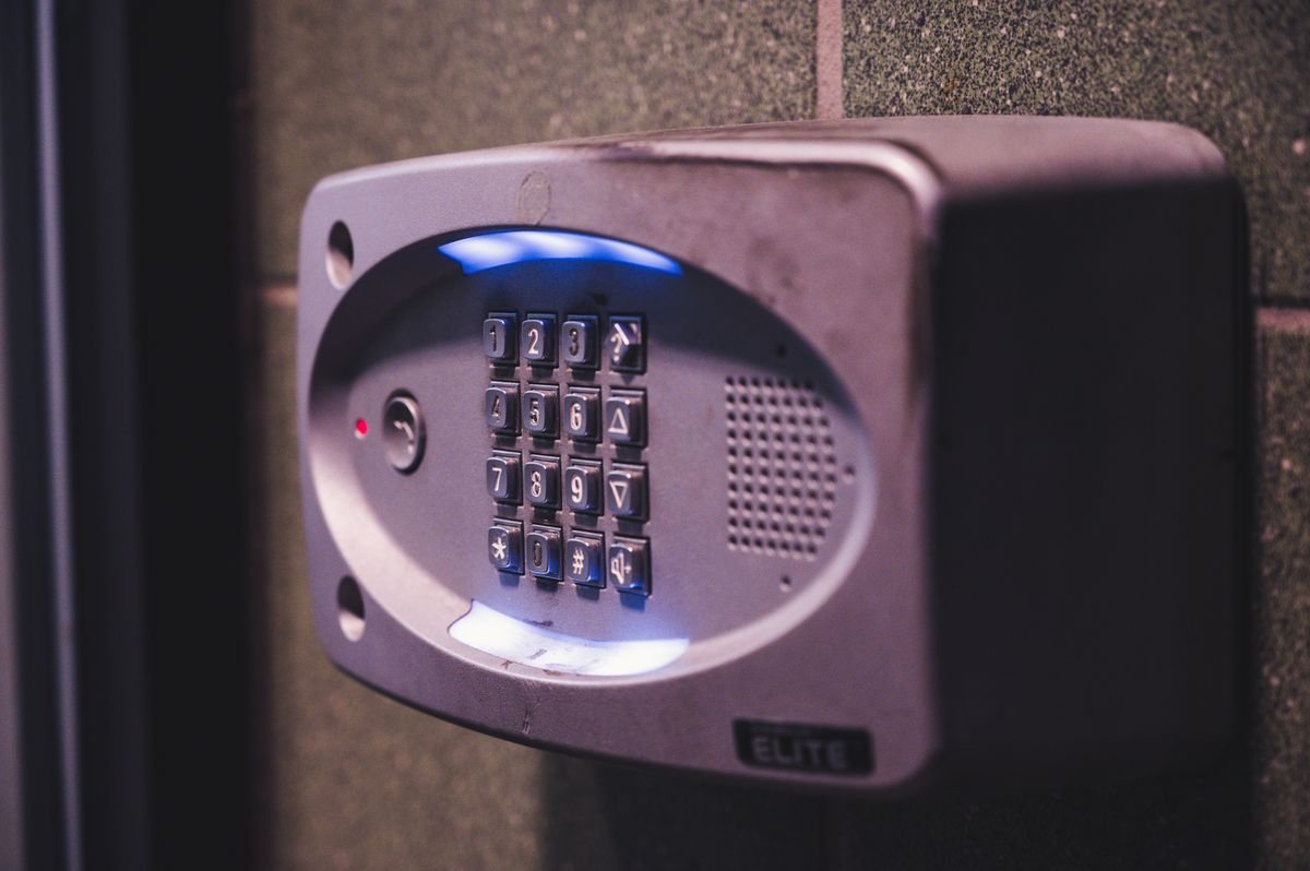 Access control keypad