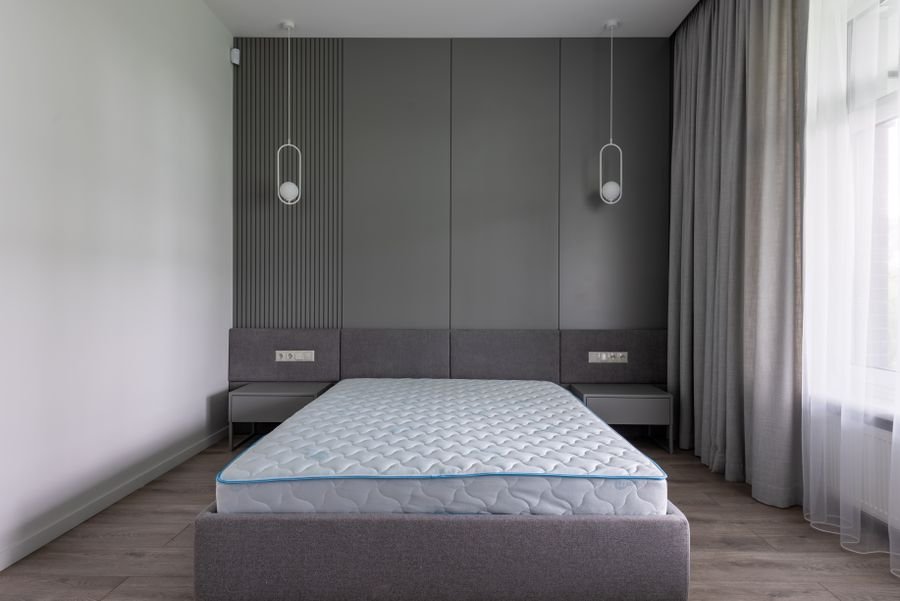 Guest-room mattress