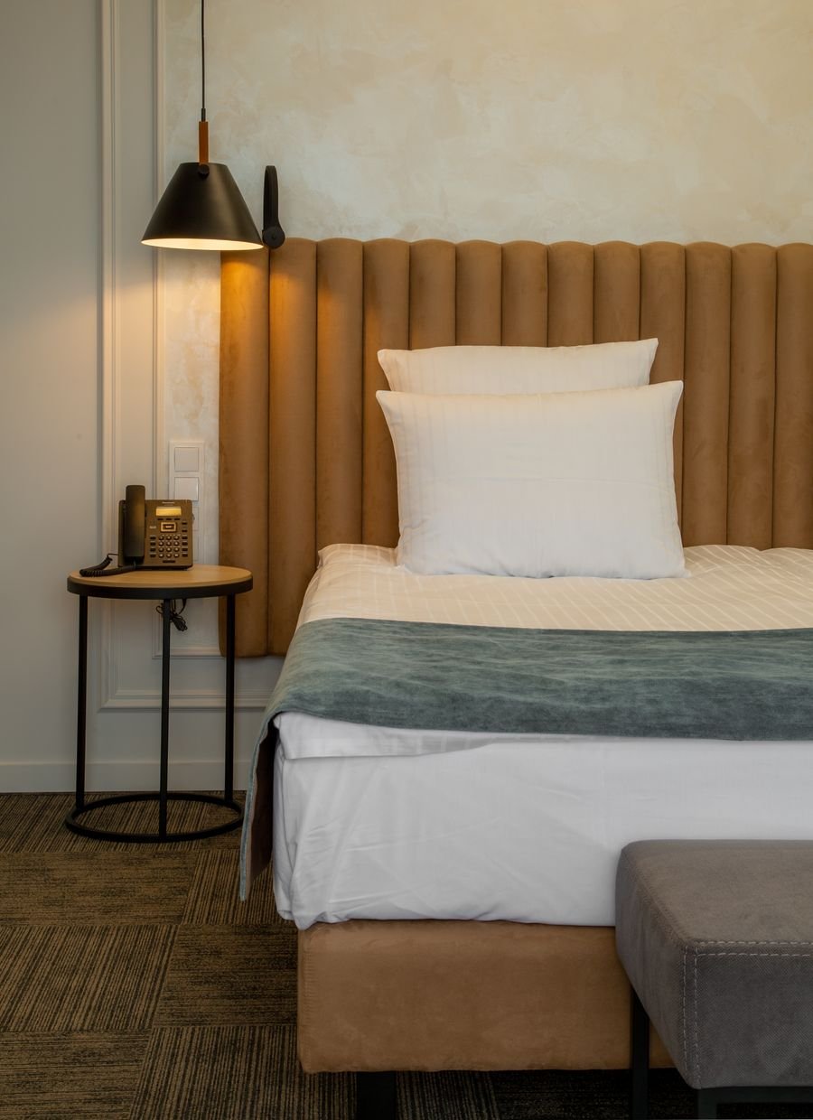 Room linen on hotel bed