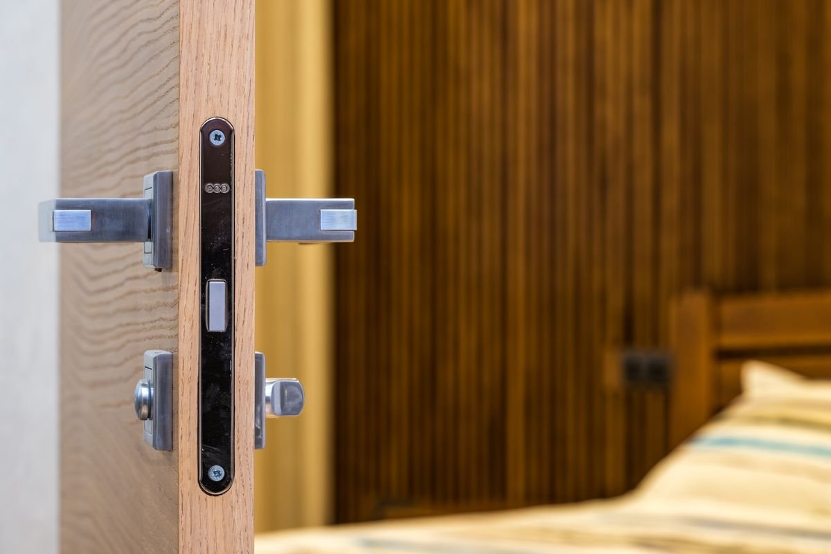 RFID lock mechanism detail