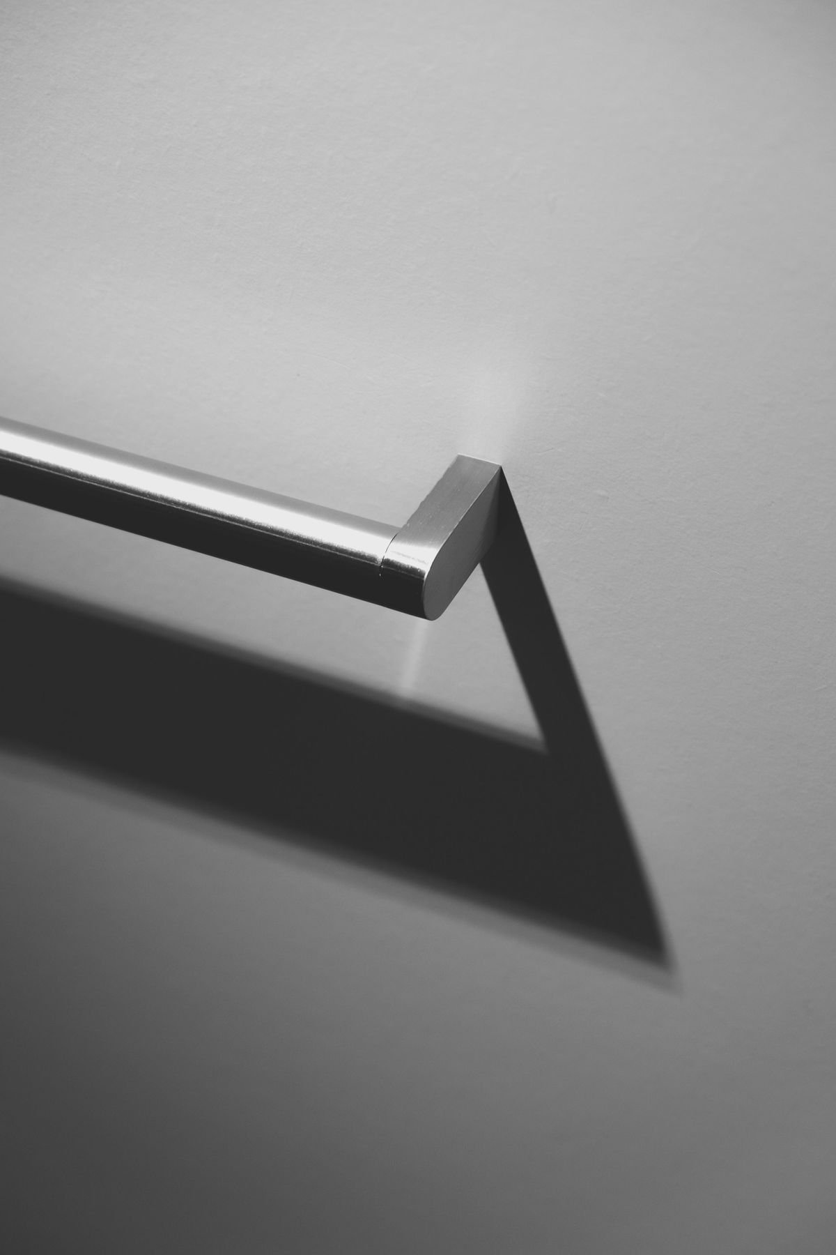 Grab bar detail