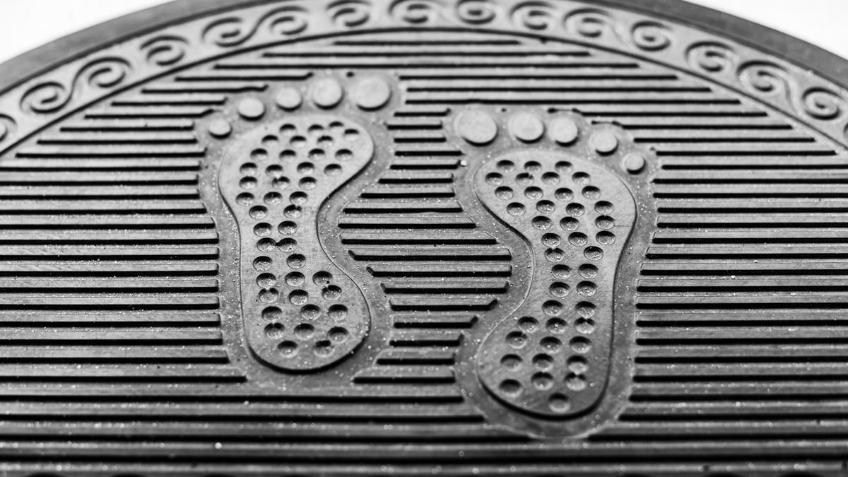 Shower mat anti-slip pattern