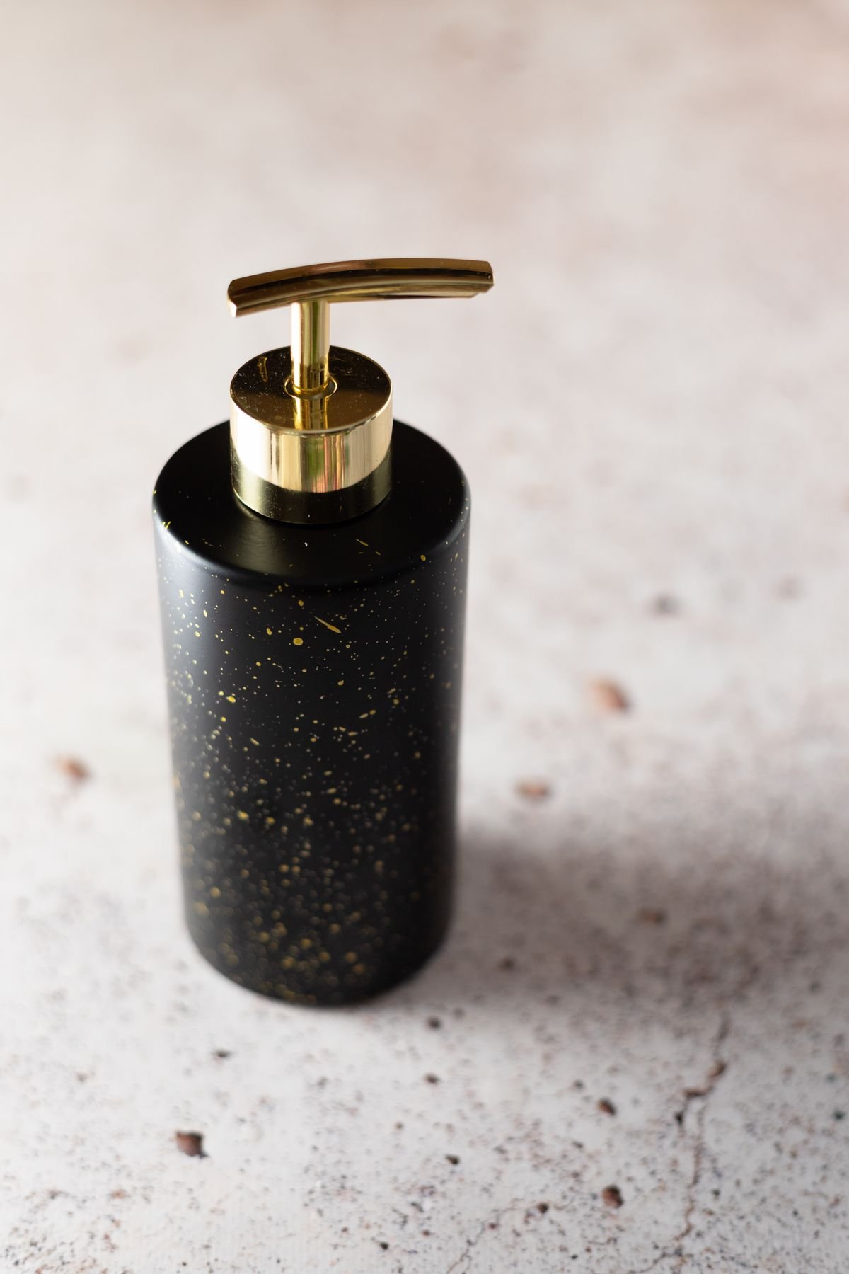 Soap dispenser