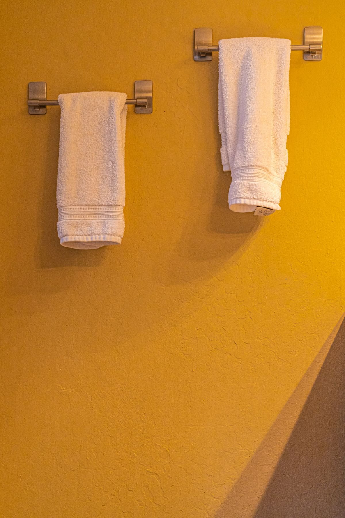 Stainless steel towel rack