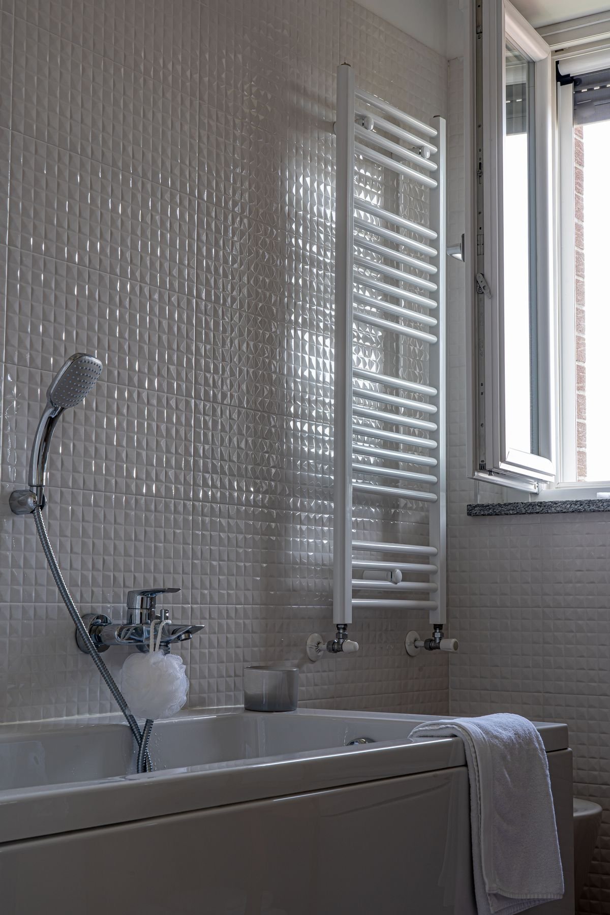 Heated towel rail