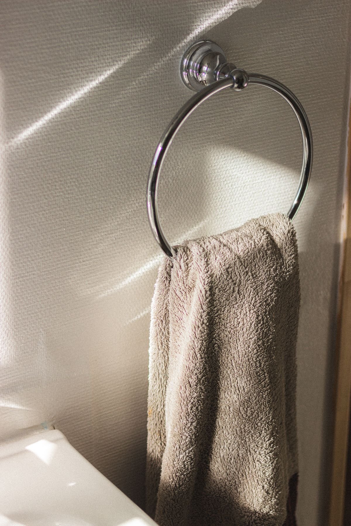 Chrome towel ring